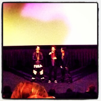 please note the twin on the left, whose backwards pants say 'FUKK'